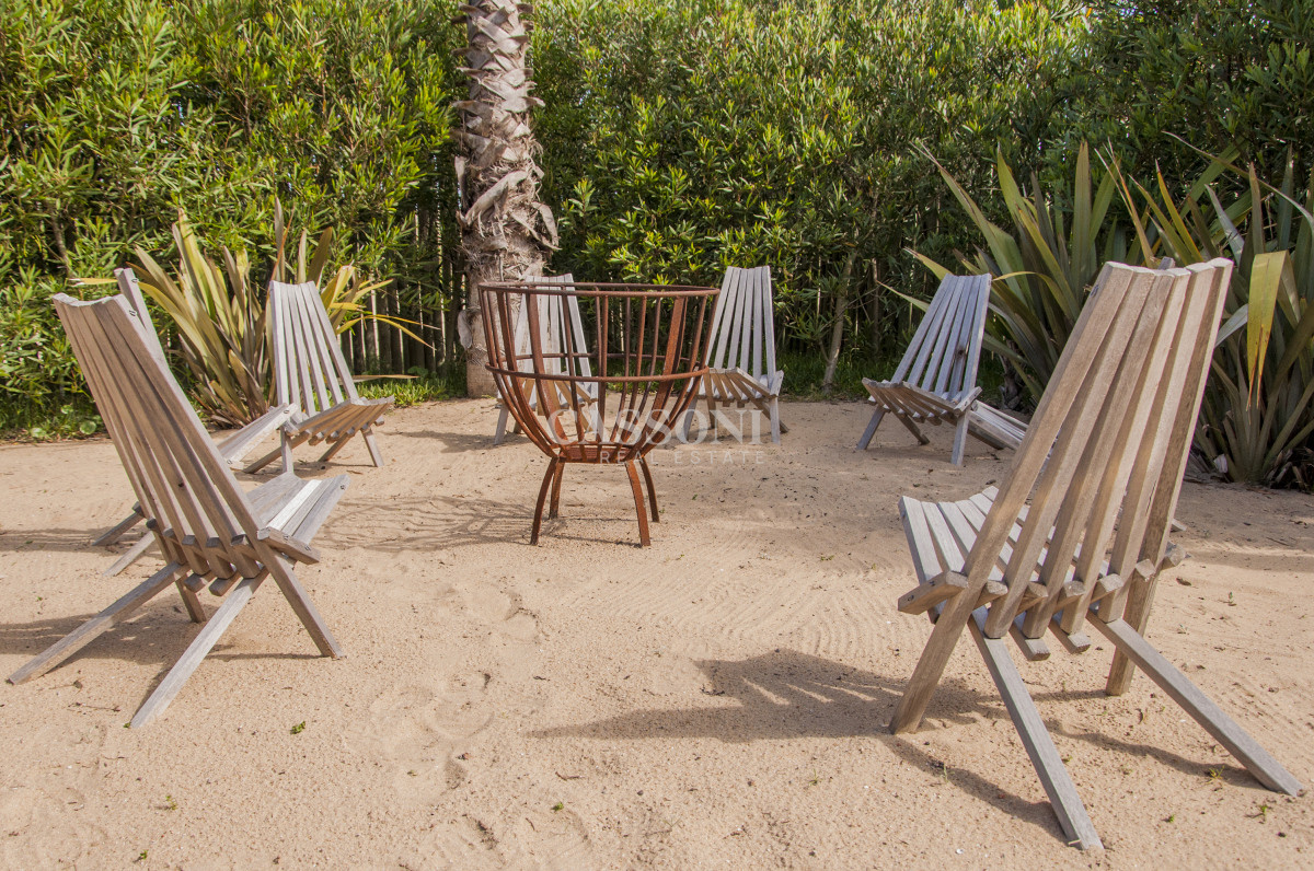 Una joya arquitectónica sobre el mar. - Imagen 8