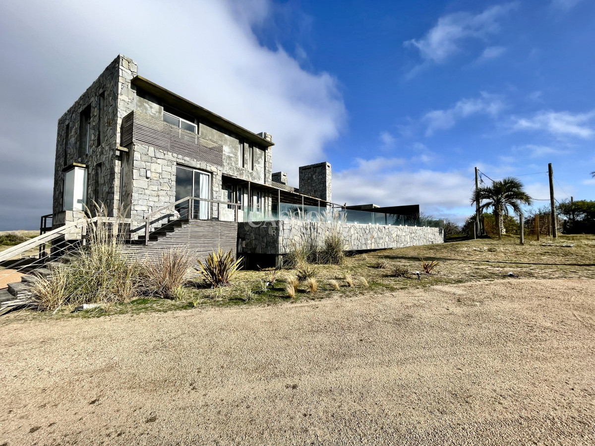 Casa única sobre el mar jose ignacio - Imagen 49