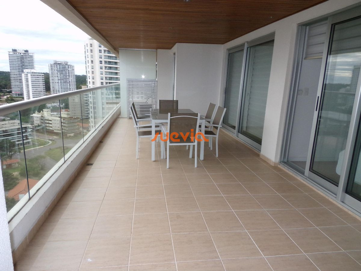 Brava - GoPunta - Portal Inmobiliario de Punta del Este - Maldonado