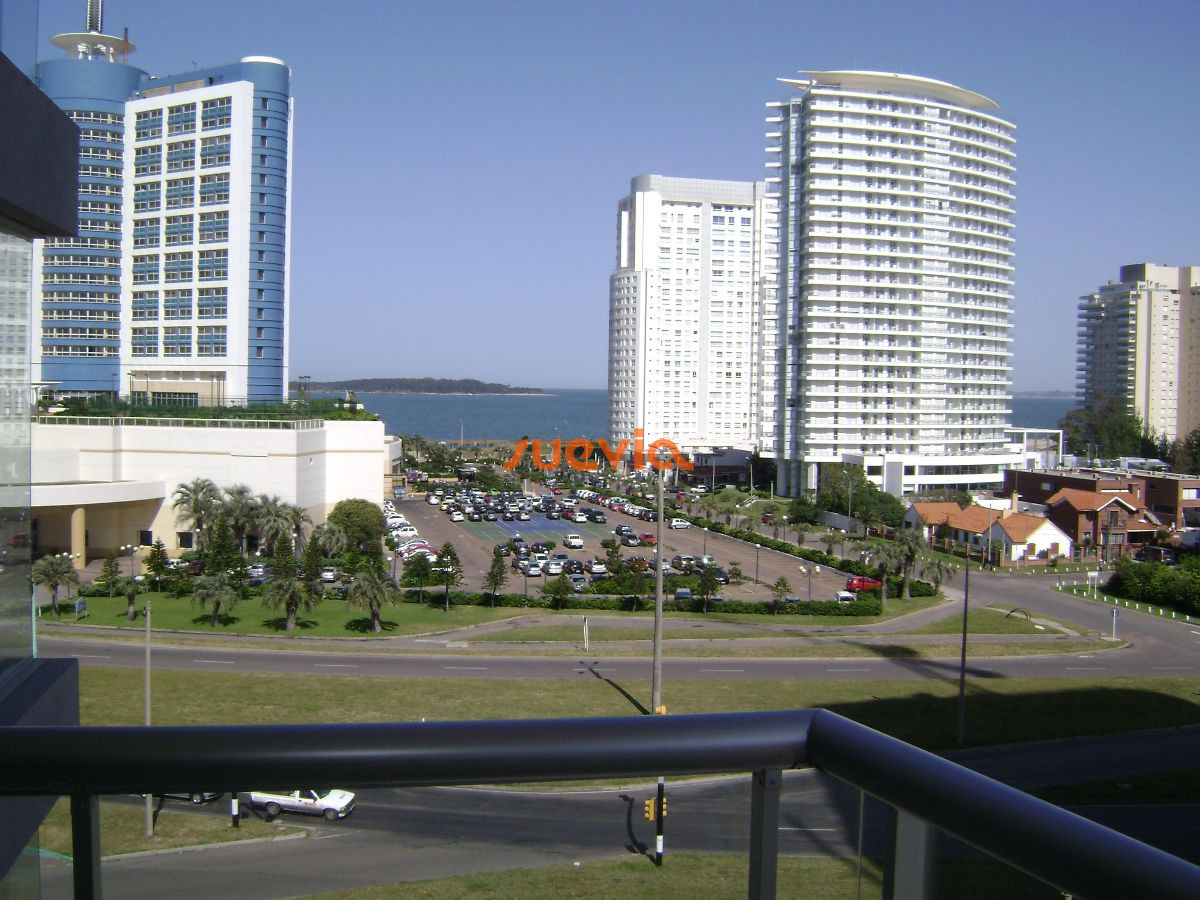 Aidy Grill - GoPunta - Portal Inmobiliario de Punta del Este - Maldonado