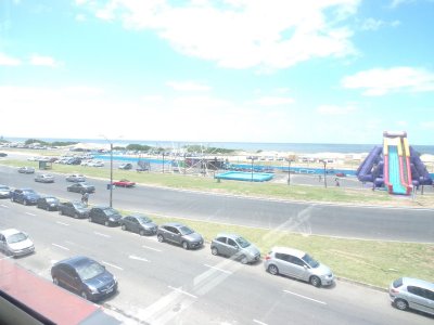 Apartamento en Playa Brava, hermosa vista!!