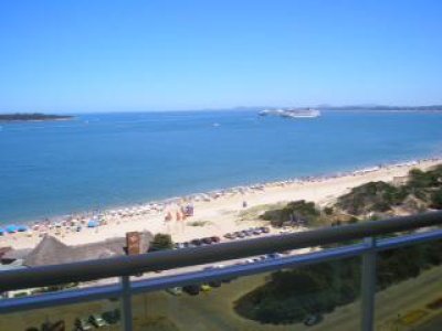 Departamento - Playa Mansa