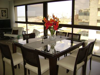 Apartamento en Punta del Este - Playa Brava