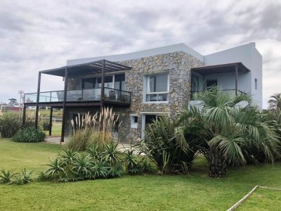 Casa - Punta Piedras