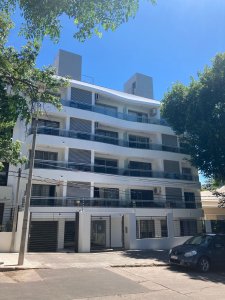 Venta Ambiente Zona Torres WTC con Garaje 