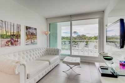 Alquiler anual 2 dormitorios punta del este 
