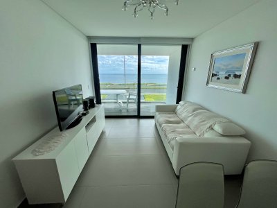 Punta del Este -  Masa - Venta - Apartamento - 1 dormitorio y medio - Terraza y parrilla propia