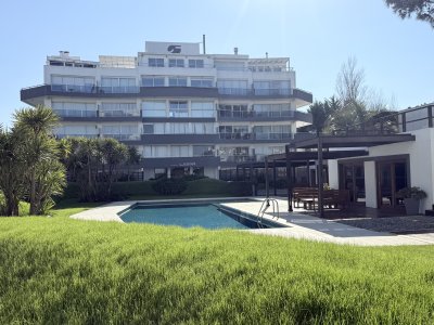 Apartamento 3 dormitorios en Playa Mansa