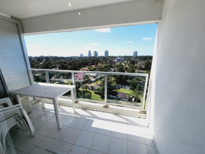 Apartamento en primera linea mansa 2 dormitorios 2 Baños