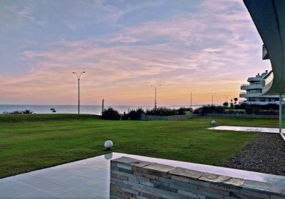 Venta - Mansa - 2 dormitorios 3 baños - vista al mar
