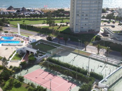 Apartamento en primera linea mansa 2 dormitorios 2 Baños cocina con lavadero.