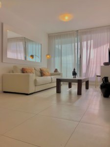 Apartamento 2 dormitorios zona puerto de Punta del Este 