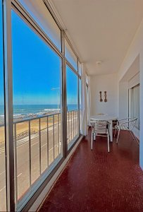 Venta Apartamento 1 dormitorio Playa Brava vista directa al Mar