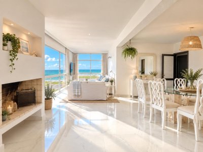 Apartamento frente al Mar, PDA.2 Playa Brava; 2 dormitorios - Reciclado! 