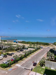 Apartamento 2 dormitorios a estrenar zona Mansa, 30mt del mar 