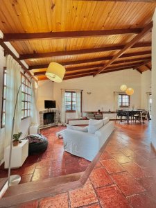 Venta Casa 3 dormitorios zona Pinares