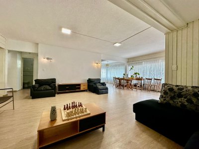 ALQUILER ANUAL VIVIENDA O COMERCIO, CASA 4 DORMITORIOS LA PASTORA PUNTA DEL ESTE 
