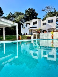 Venta Casa Principal 5 dormitorios en el Corazón de San Rafael a Metros del Mar