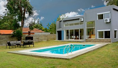 MARLY CASA 3 DORMITORIOS, PISCINA CLIMATIZADA