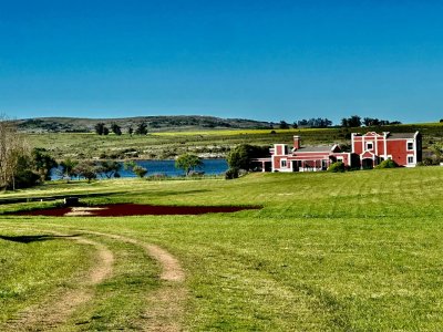 Exclusiva Quinta, Un refugio exclusivo sobre la Laguna del Sauce