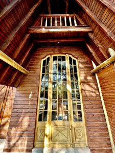 Exclusivo Chalet Suizo en Pedragosa Sierra - 652 m² de Oportunidad en Punta del Este