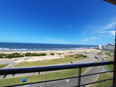 DEPARTAMENTO PRIMERA LINEA PLAYA BRAVA
