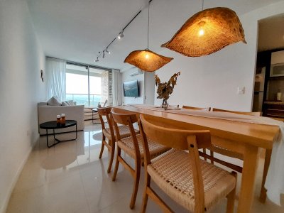 Venta Apartamento de 3 dormitorios con vista al mar en Aidy Grill, Punta del este 