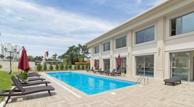 Vendo Apartamento de 2 Dormitorios en Roosevelt en Punta del Este Playroom, Microcine, Piscina Climatizada y más C733B
