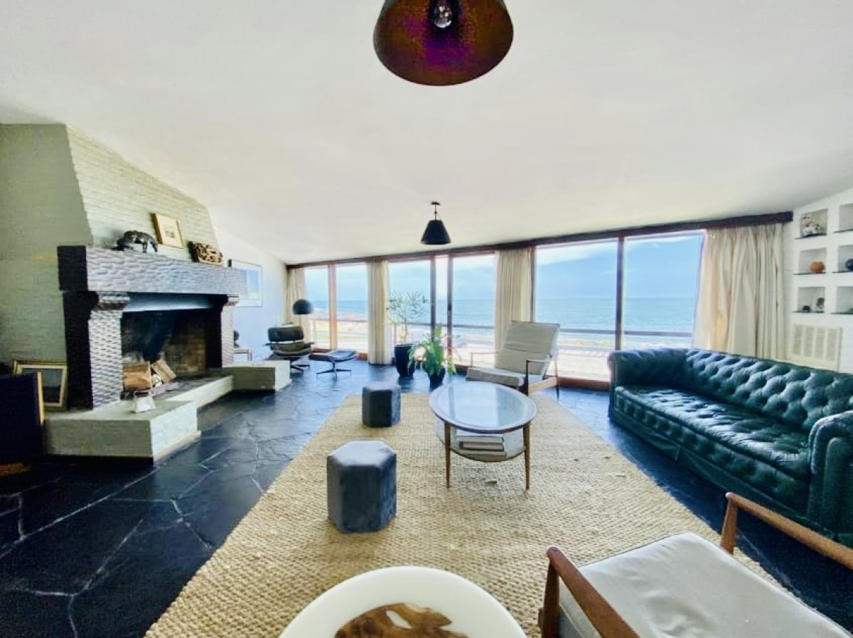 Imagen de Casa en Península, Punta del Este. 5 dormitorios, terreno de 612 m²