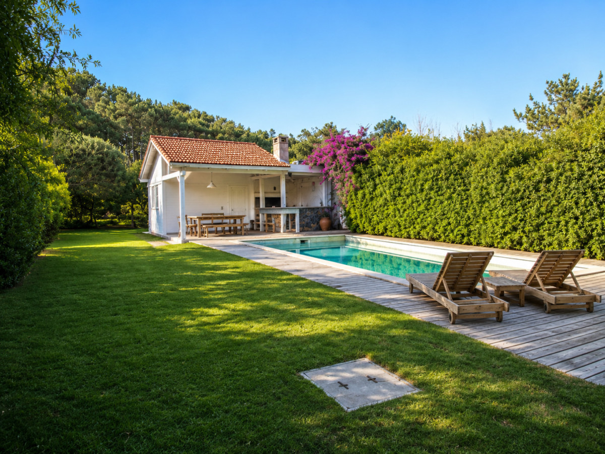 Imagen de Casa en Montoya, La Barra. 4 dormitorios, terreno de 600 m²