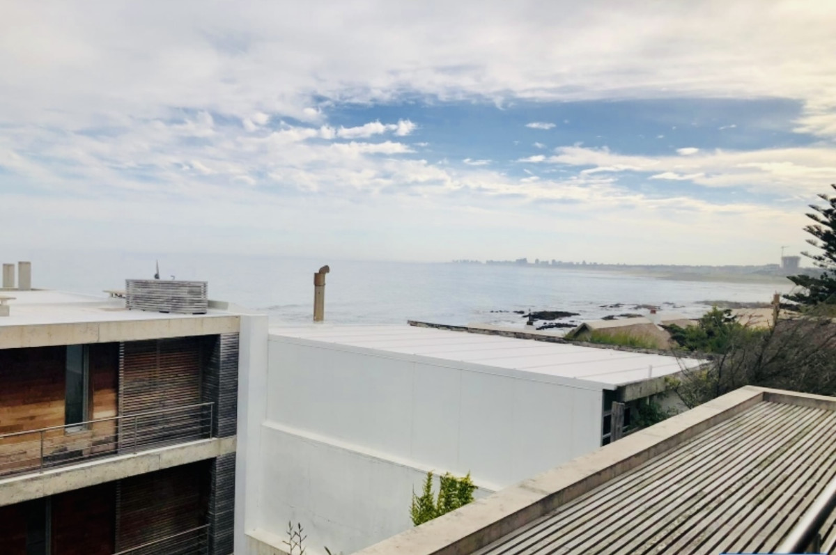Alquiler temporario de apartamento de tres dormitorios en playa Montoya, La Barra