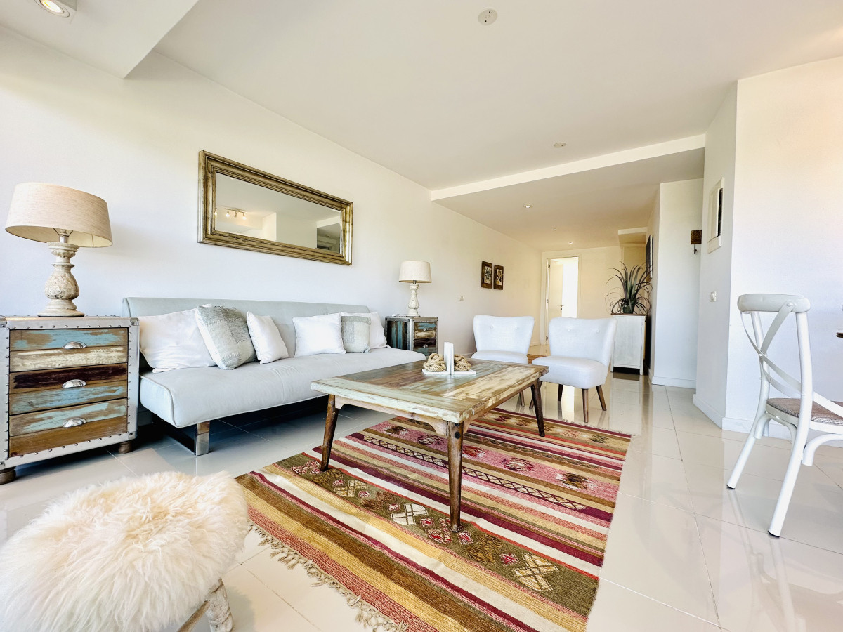 Apartamento moderno en Bikini, Manantiales de 1 dormitorio disponible en venta y alquiler temporal