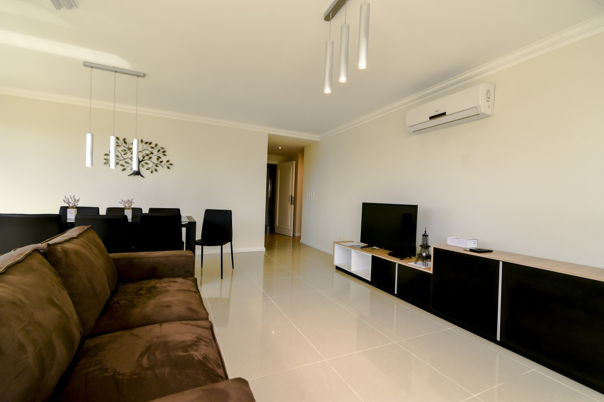 Apartamento de 2 Dormitorios en Imperiale - Venta y Alquiler