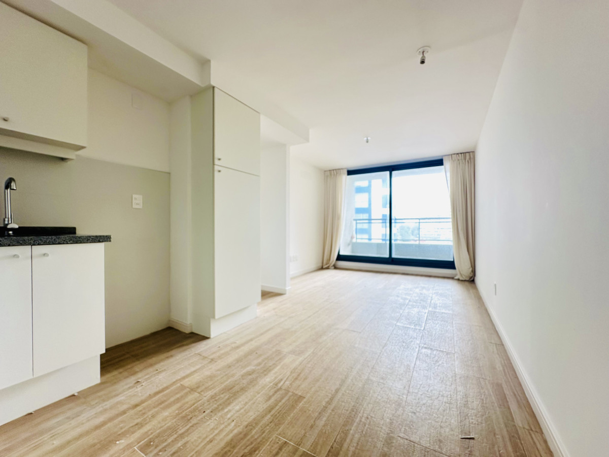 Apartamento de 2 Dormitorios Alquiler Anual, Playa Brava, Punta del Este