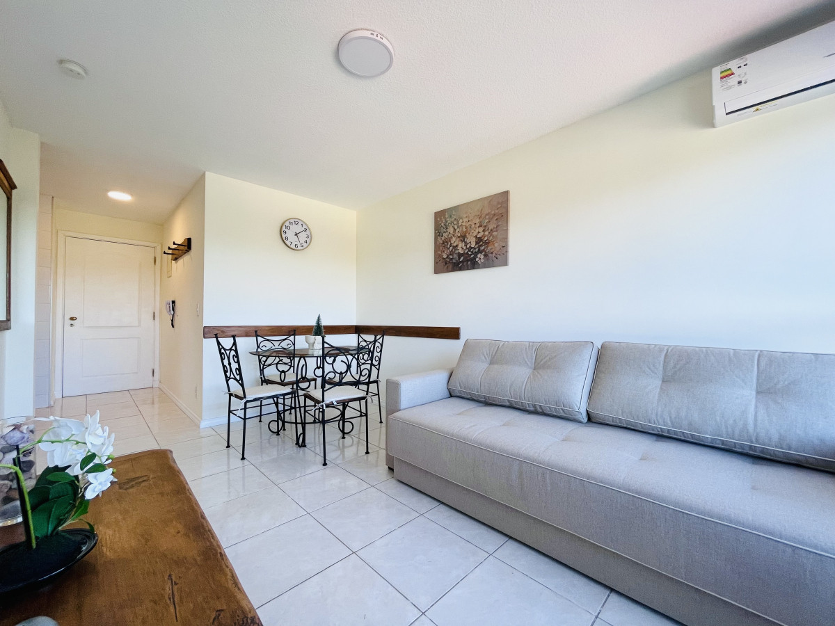 Alquiler de Verano, Apartamento de 1 Dormitorio en Venta - Roosevelt, Punta del Este