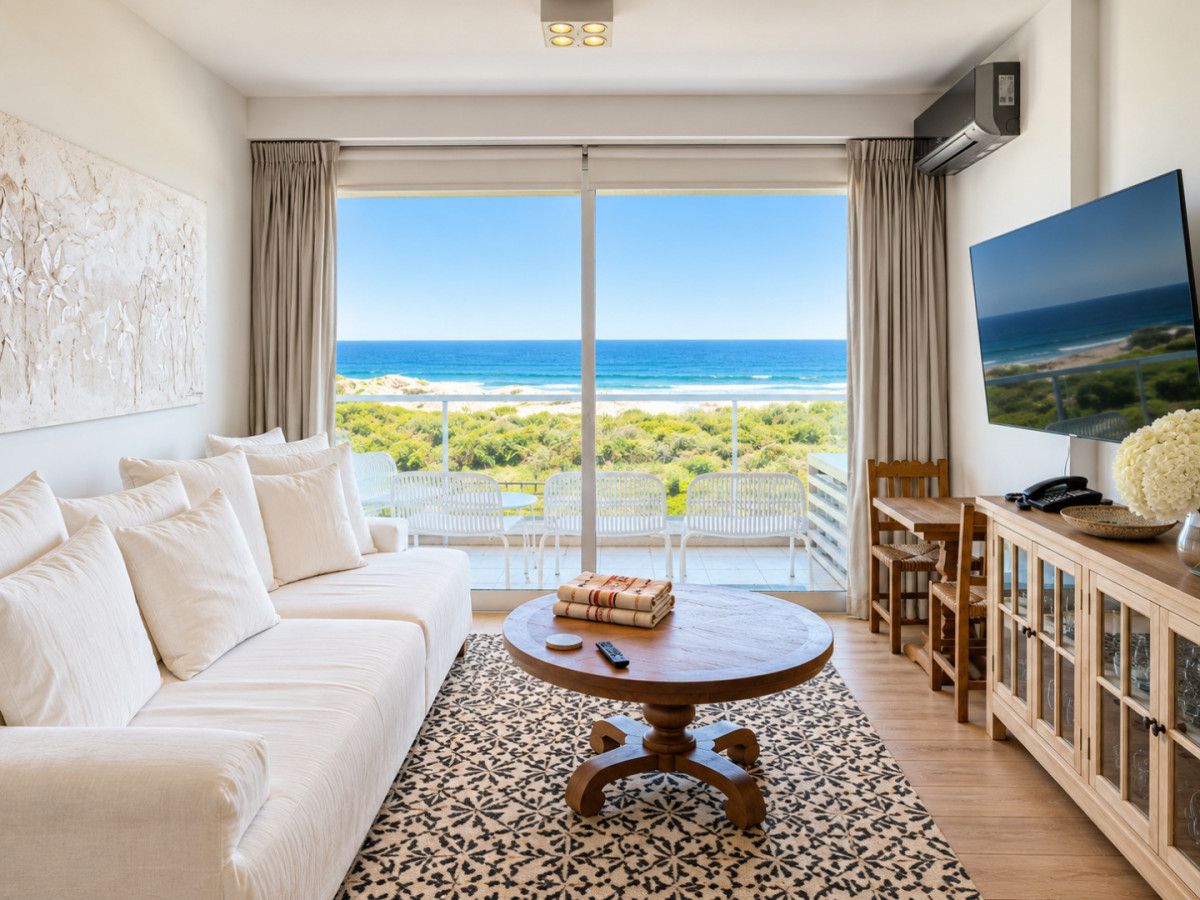 Apartamento frente al mar en Playa Brava, 3 Dormitorios