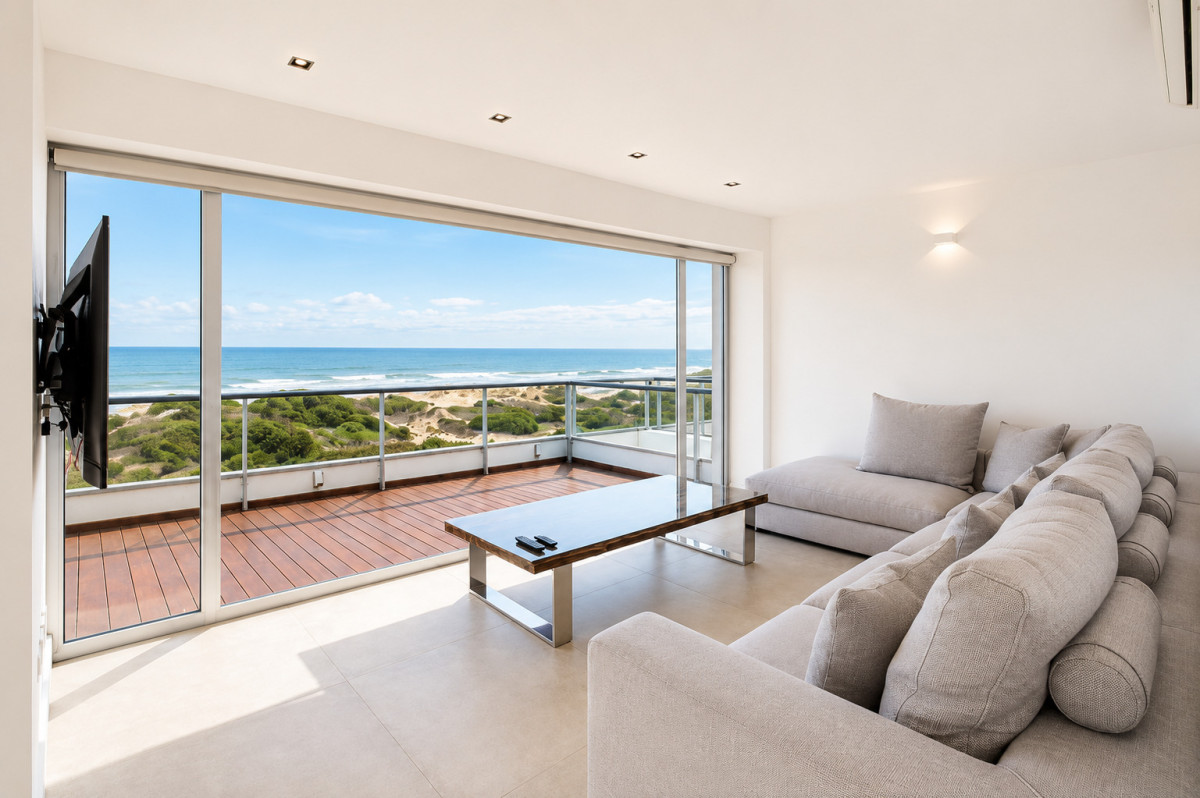 Penthouse frente al mar en Playa Brava, 4 Dormitorios, Barbacoa y Jacuzzi - Rincón del Indio