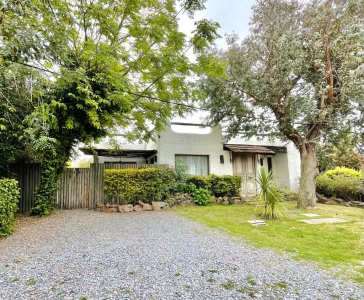 Excelente Casa de 4 Dormitorios en La Barra