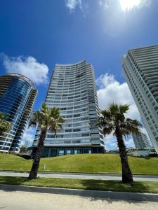 Departamento en venta en Punta del este. Tiburon III