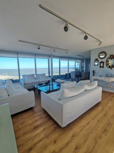 VENTA DDE APARTAMENTO EN PUNTA BALLENA