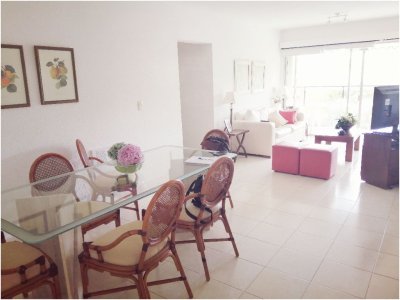 Apartamento en Punta del Este, Mansa