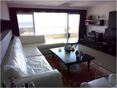 Apartamento en Punta del Este, Brava