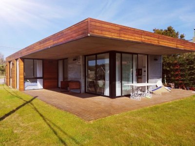 Casa 2 Dormitorios, La Barra, Nueva A Estrenar, Ref 656