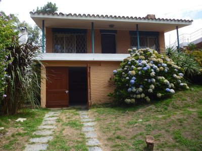 Casa A Reciclar Detras De Cardiomobil Ref 581