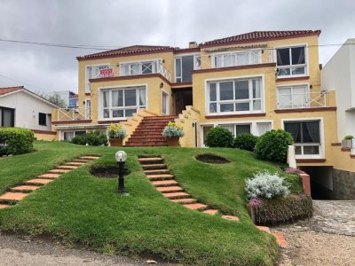 Apartamento en Manantiales, Manantiales