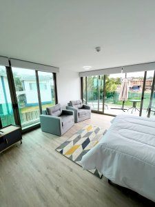 En venta y alquiler anual, monoambientes en Syrah Premium 