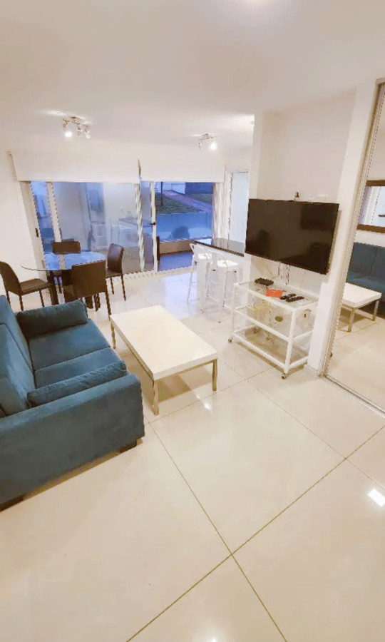 Venta o Alquiler anual apartamento en Pda 22 mansa.