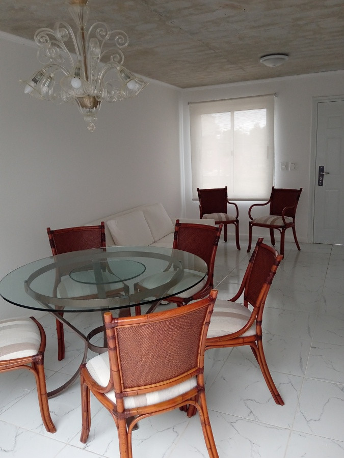 Apartamento 4 H