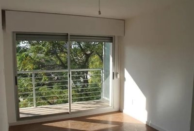 Apartamento en alquiler Parque Batlle 2 dormitorios 2 baños con Garaje. 