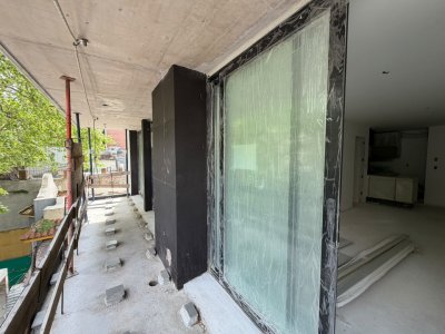Apartamento en Venta, 2 Dormitorios, Opcion Garaje, Rivera y Ponce, Pocitos